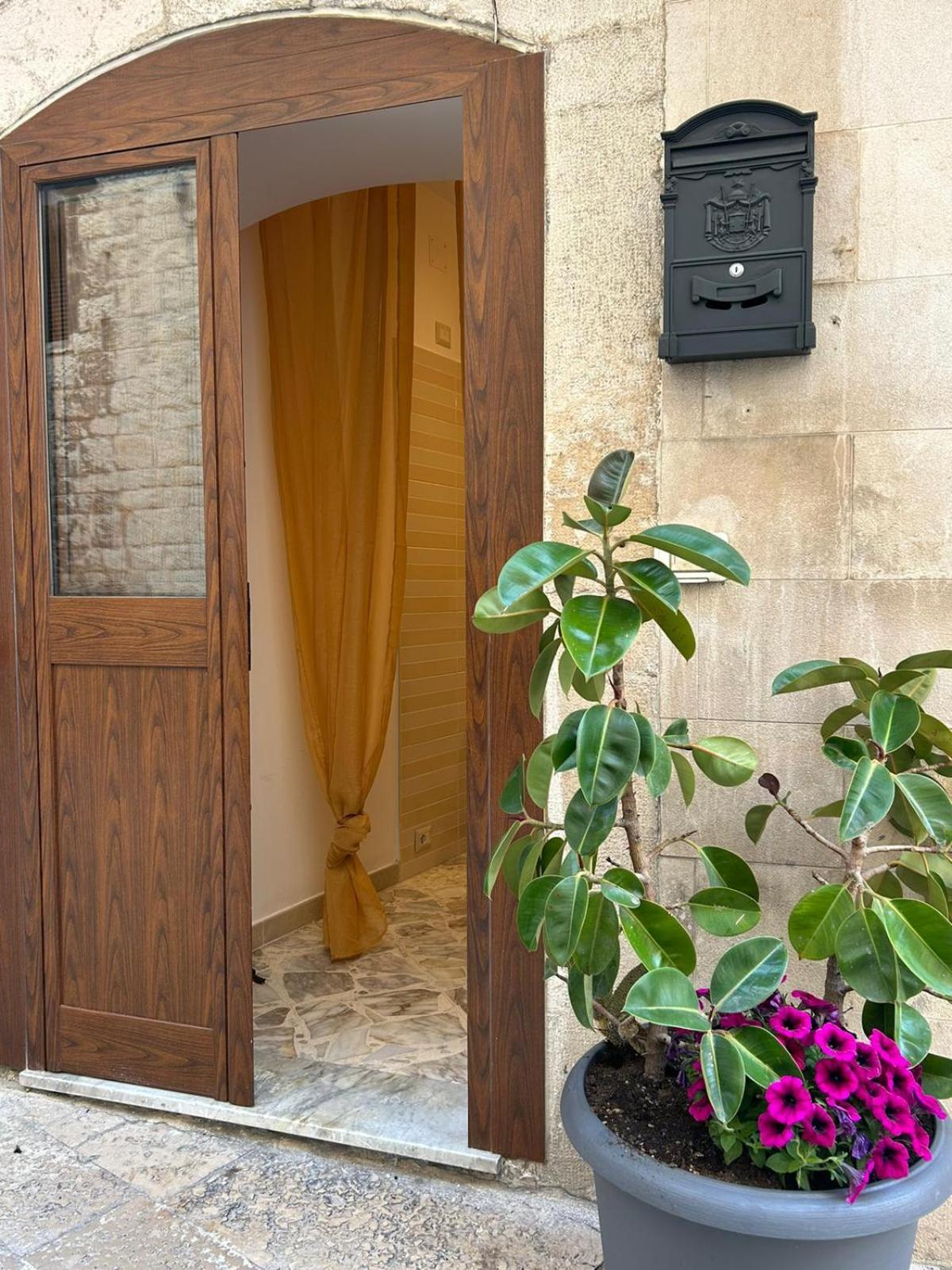 L'Acqua Marin Apartment Bari Exterior photo